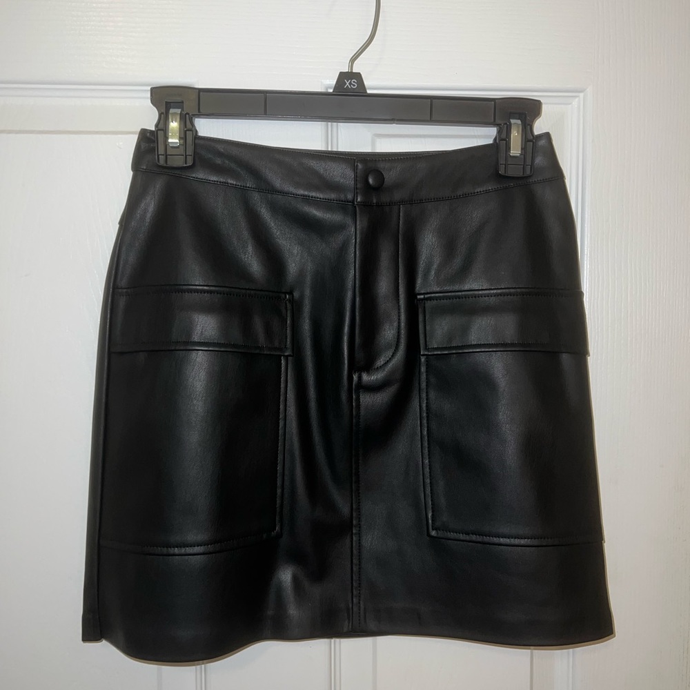 New BB DAKOTA by Steve Madden Vegan Leather miniskirt size 0